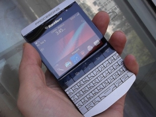 WTS New: Blackberry TK Victory / BB Porsche P9881 & iPhone 4S 64GB